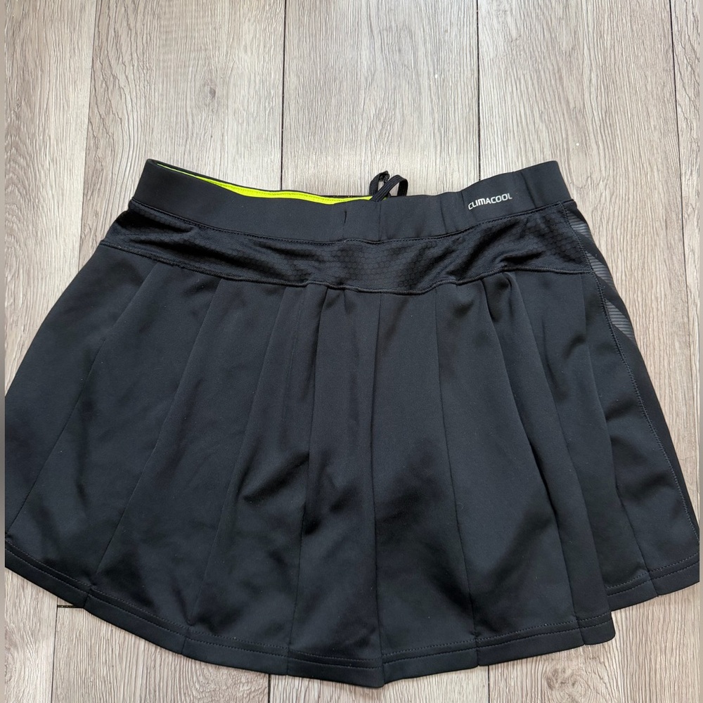 Adidas Supernova Skort Women's Black
Lined Mini Skirt Golf Tennis Climatcool S - Picture 3 of 5